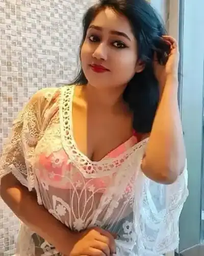 Escort Tura
